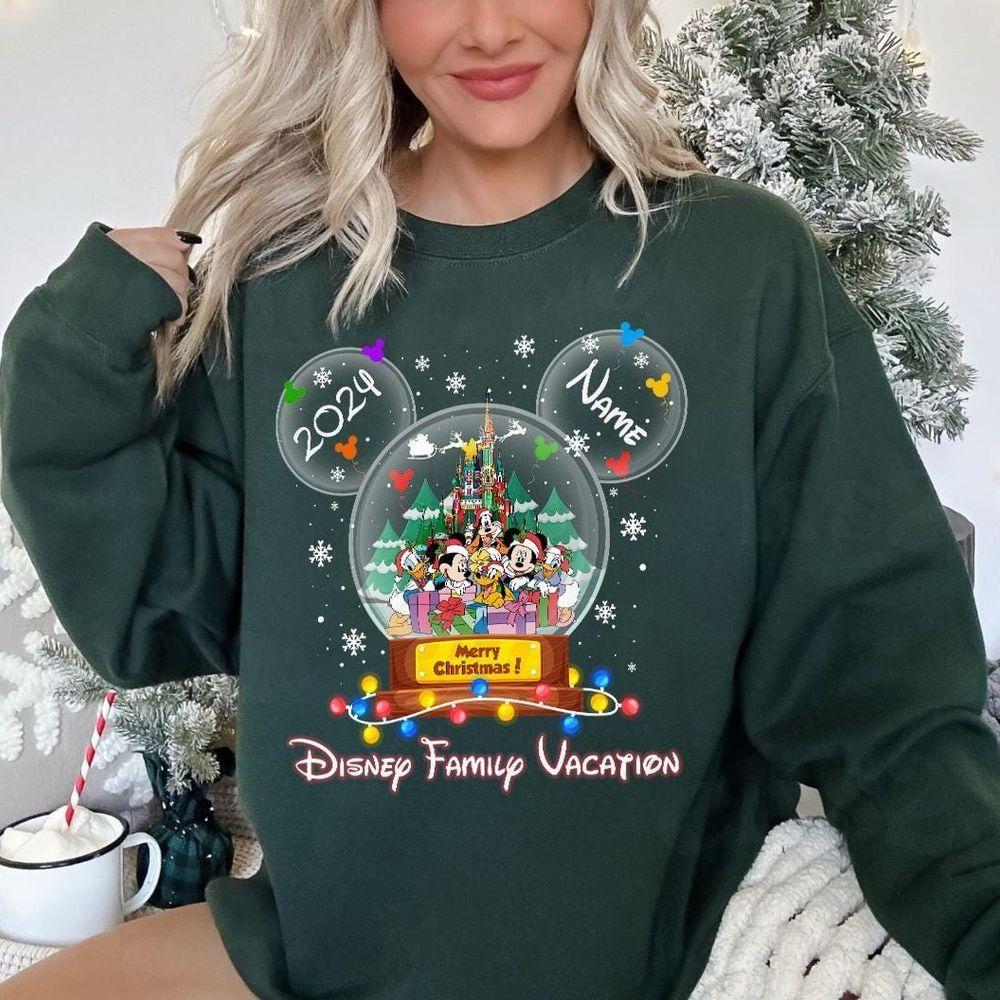 Personalized Mickey Friends Globe Family Christmas Vuitino Shirt